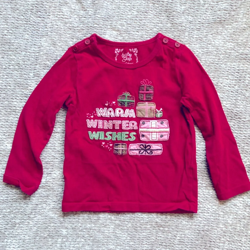 Baby Gap Warm‎ Winter Wishes Christmas Shirt Red Graphic 2T